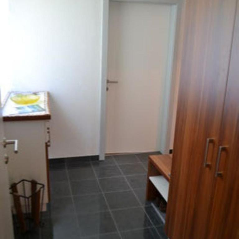 Luxescape - Ferienwohnung Steindorf - Ossiachersee - Wander-Schwimmen - Erlebnis Card - Apartment mit 1 Schlafzimmer - 2