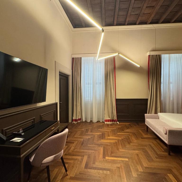 Palazzo Gambirasi Luxury Suite Roma - Junior Suite - 5