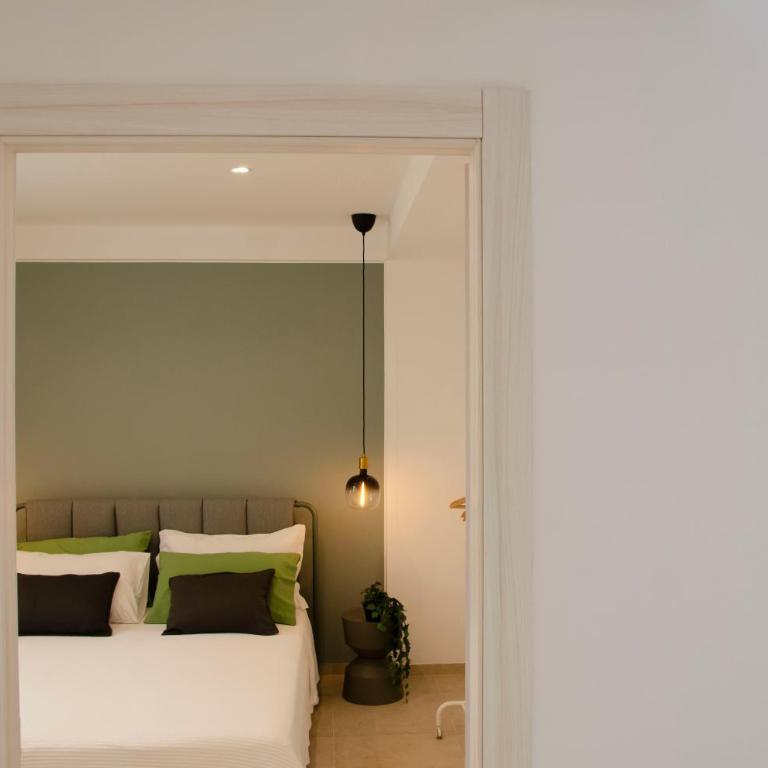 Minimal Luxury Apt with Garden Terrace 100m from sea - Appartement Suite - 2