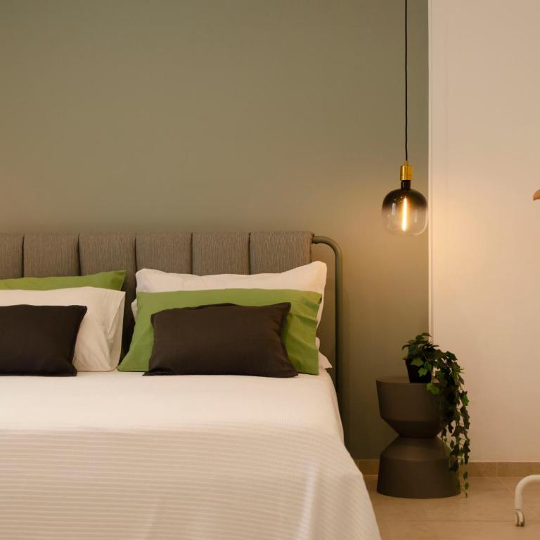 Minimal Luxury Apt with Garden Terrace 100m from sea - Appartement Suite - 9