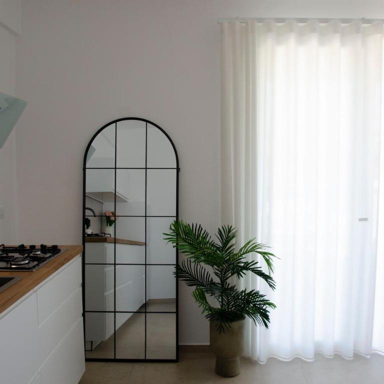 Minimal Luxury Apt with Garden Terrace 100m from sea - Appartement Suite - 21