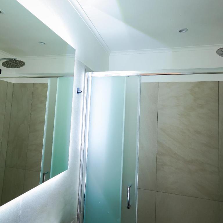 Seven Kings Relais - Camera Doppia con Letti Singoli con Bagno Privato - 5