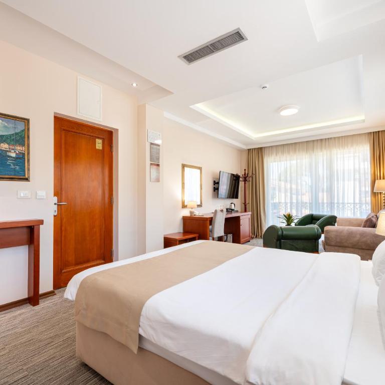 Hotel Montenegrino - Studio with Balcony - 5