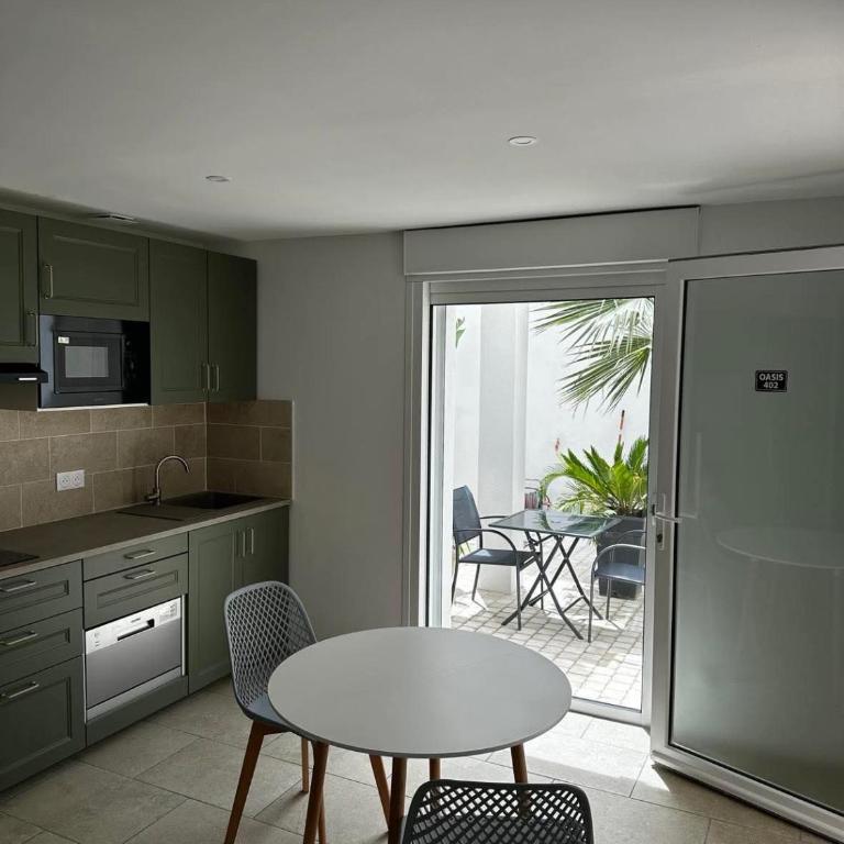 Résidence La Palma & L'Oasis - Studio with Balcony - 4