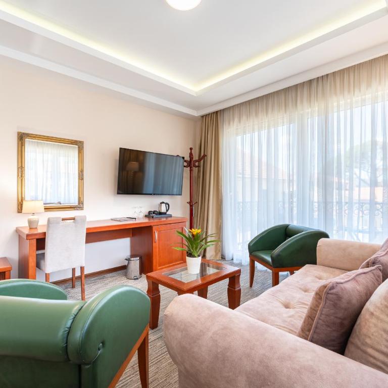 Hotel Montenegrino - Studio with Balcony - 3