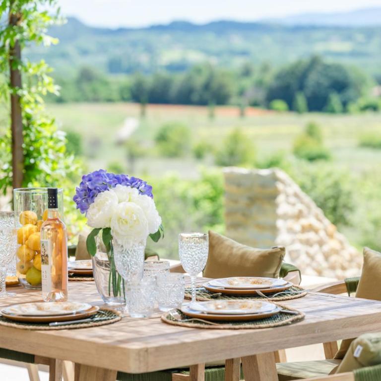 Le Mas Soleria à Gordes avec vue exceptionnelle - Villa - 50