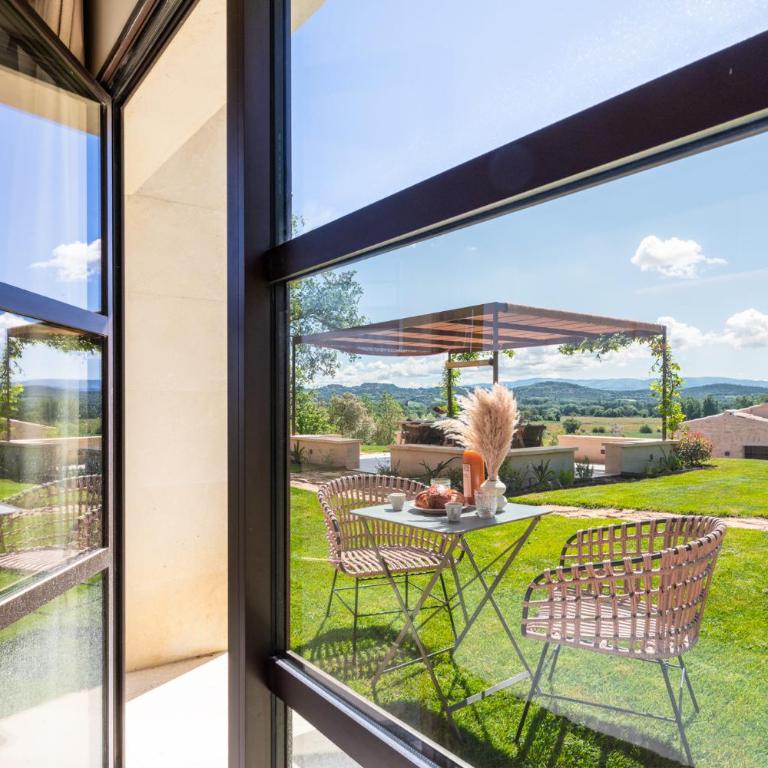 Le Mas Soleria à Gordes avec vue exceptionnelle - Villa - 63