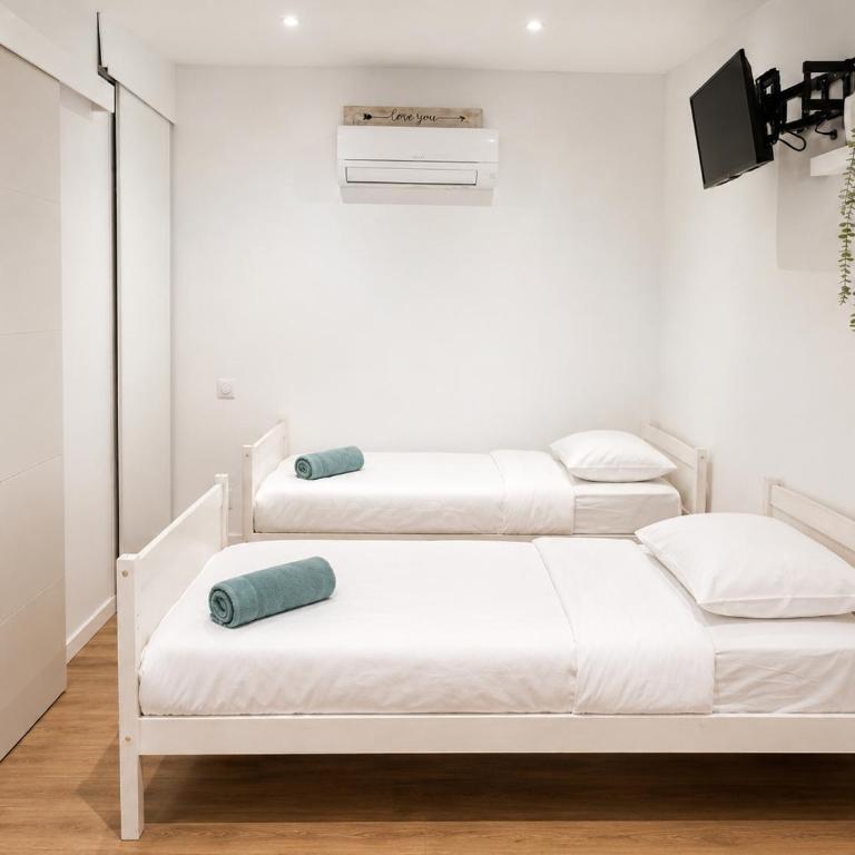 Chambres au calme, free parking - Appartement 2 Chambres - Vue sur Jardin - 4