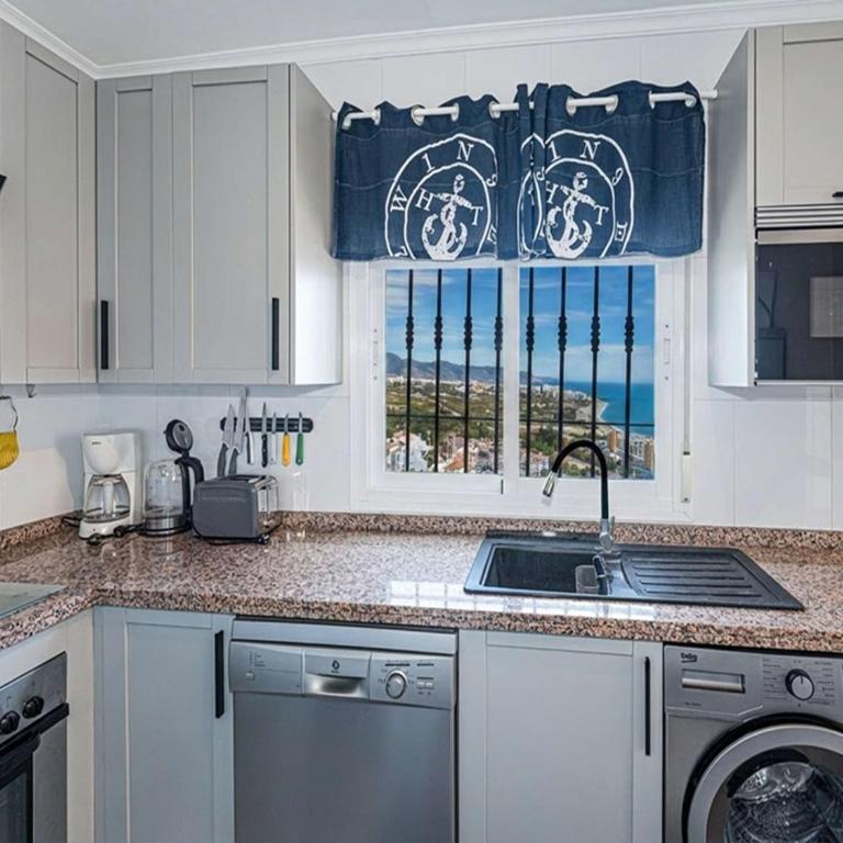 Villa Punta Lara 15 - Private Pool & Sea Views, Nerja - Villa con piscina privada - 12