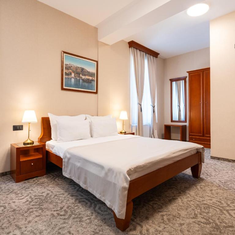 Hotel Montenegrino - Double or Twin Room - 7
