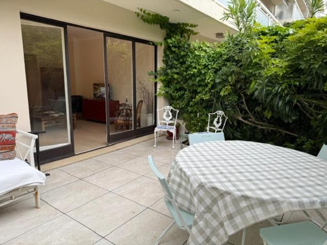 Juan Les Pins Pinède 2 chambres proche des plages - Appartement 2 Chambres - 11