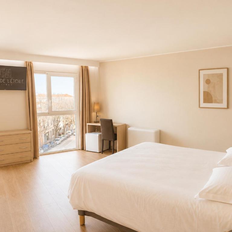 Hôtel de l'Étoile - Chambre Triple - 2