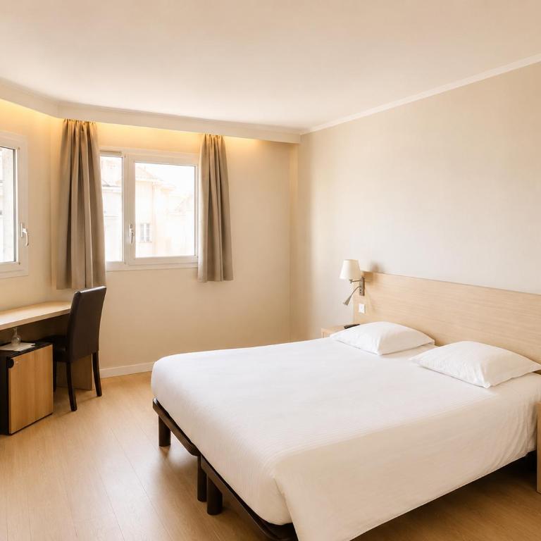 Hôtel de l'Étoile - Chambre Double ou Lits Jumeaux - 3