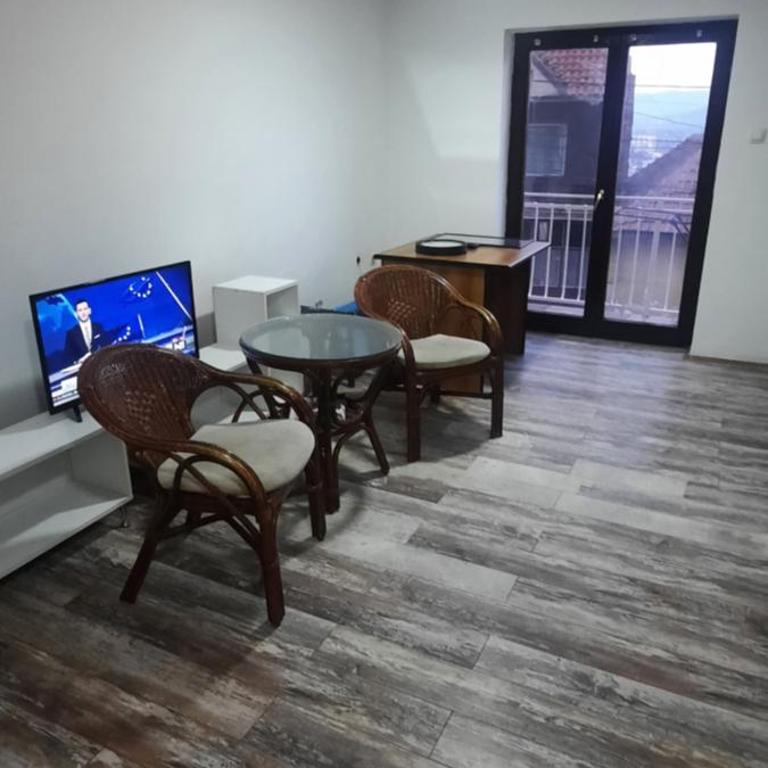 StanMar - One-Bedroom Apartment - 12
