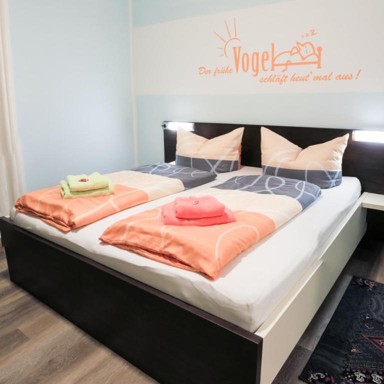 Gästehaus Sabina- Frühstückspension, Bed & Breakfest - Doppelzimmer mit Terrasse - 1