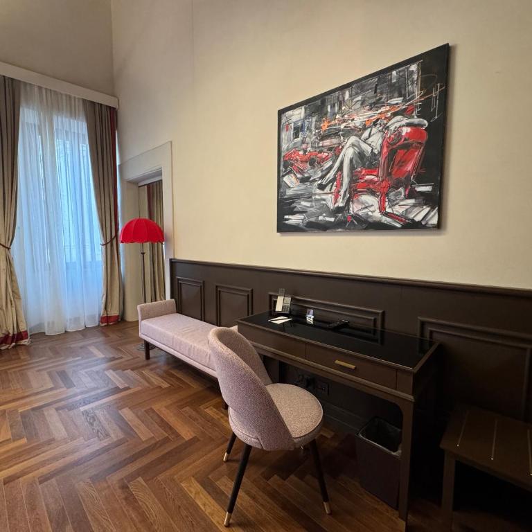 Palazzo Gambirasi Aparthotel Roma - Suite Superior - 6
