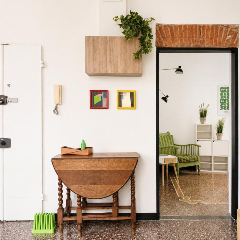 Designer 2 bedroom-AC apartment in the Center of Genoa - Two-Bedroom Family Apartment - 8