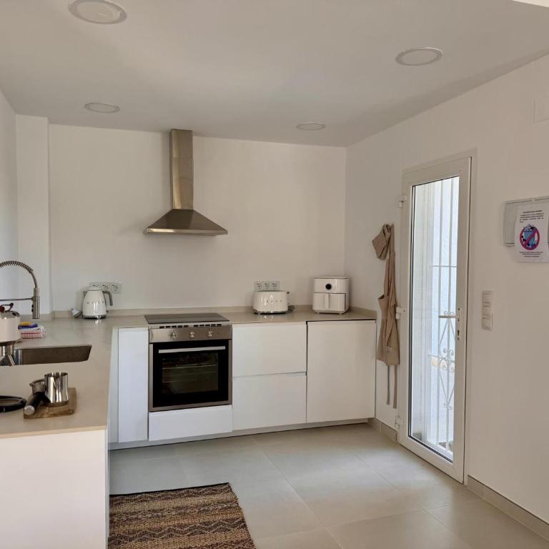 Villa de Lujo en Els Poblets con Piscina y Parking - ES-373-75 - Villa - 9