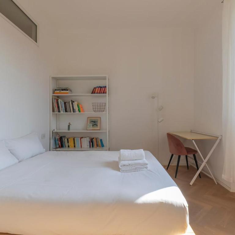 Xenia Milan - 2 room apartment in Pietro Custodi 10 - Appartamento con 1 Camera da Letto - 2