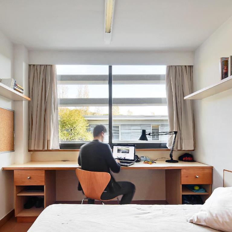 Residencia Universitaria Sarrià - Habitación Doble - 2 camas - 1