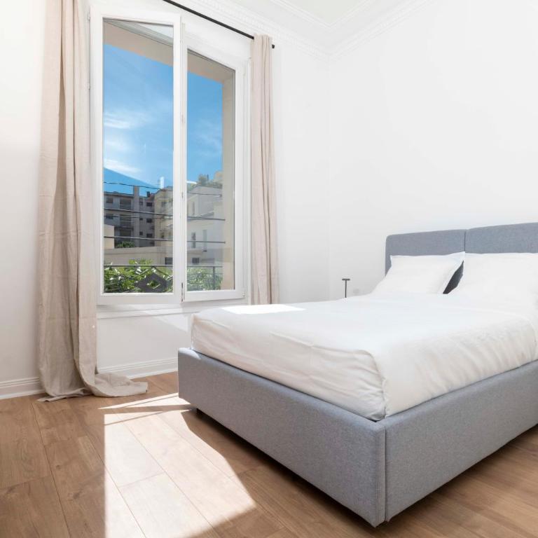 Loft au style contemporain à 150m des plages de Juan-les-Pins - One-Bedroom Apartment - 4
