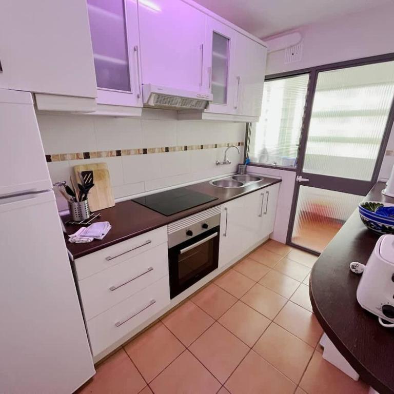 Seafront Fuengirola 2 Balconies Pool & Views - Apartamento - 17