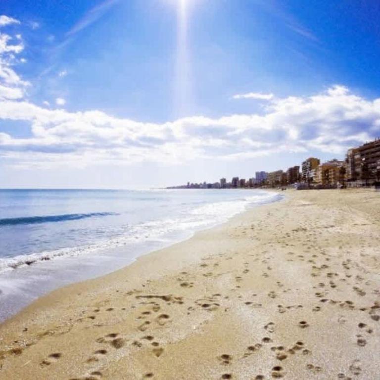 Seafront Fuengirola 2 Balconies Pool & Views - Apartamento - 29