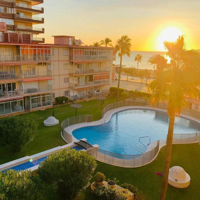 Seafront Fuengirola 2 Balconies Pool & Views - Apartamento - 37