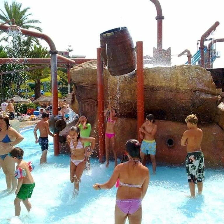 Seafront Fuengirola 2 Balconies Pool & Views - Apartamento - 54