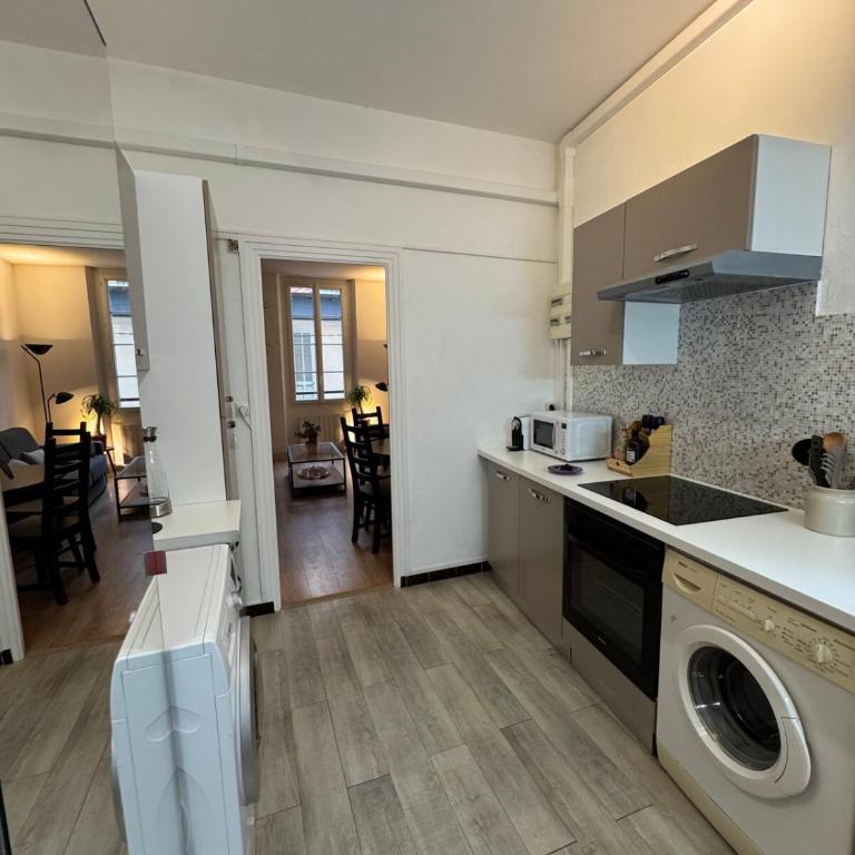 Charmant 2 pièces rue des Palmiers - Vieille ville d'Antibes - One-Bedroom Apartment - 16