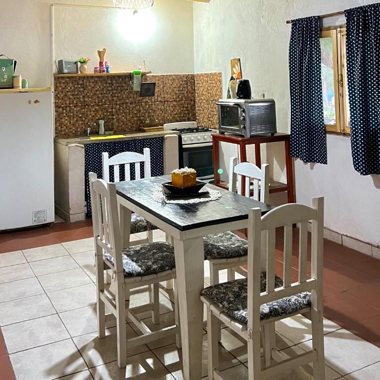 By Lela - Two-Bedroom House - 4