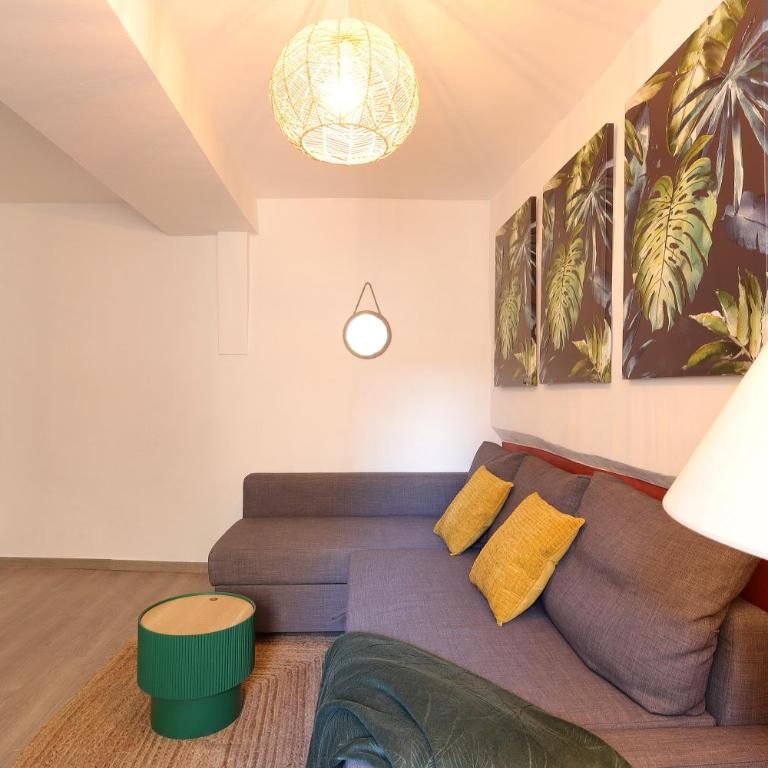 Appartement 60 m2 - Charme et centre historique - Wifi et clim - L'Alcôve de Molière - Appartement 1 Chambre - Vue sur Ville - 12