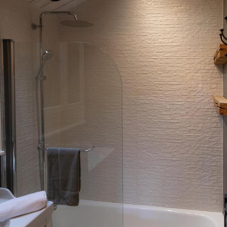 Chalet Petit Pierre - Mountain Voyages chalet - Chalet Superior - 16
