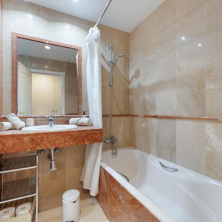 Inner Paradise - Apartamento Deluxe de 2 dormitorios con vistas al jardín - 10