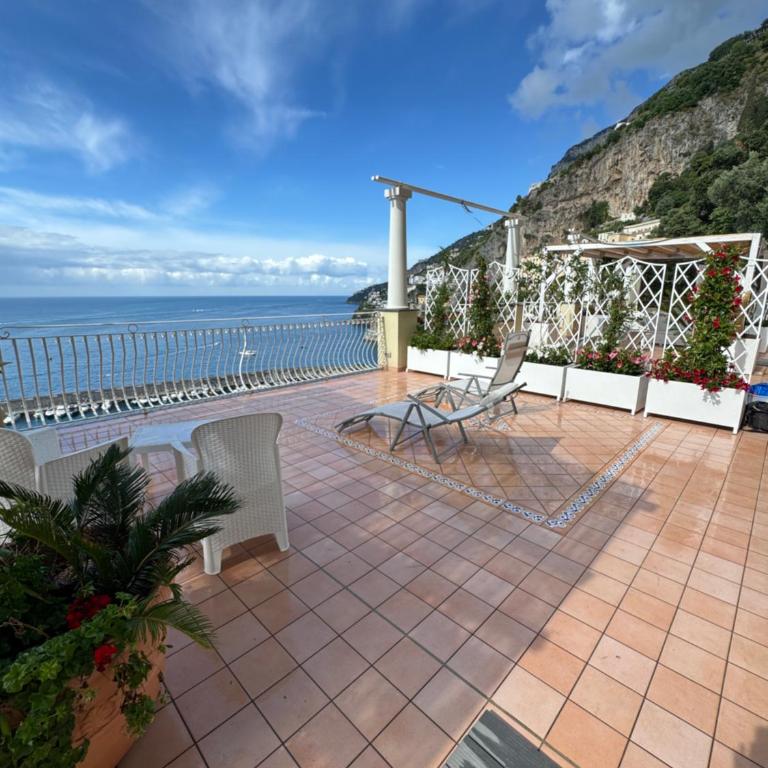 Apartments Amalfi Design Sea View accessible by 250 steps - Monolocale con Vista Mare - 1