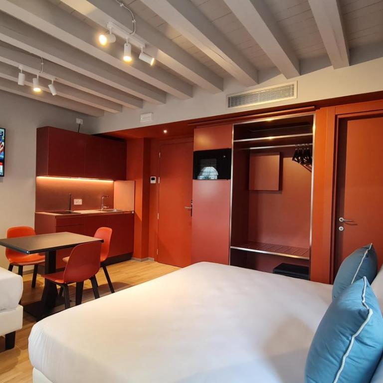 Garden Hotel Michelangelo - Studio Apartment with King Bed - Annex - 10