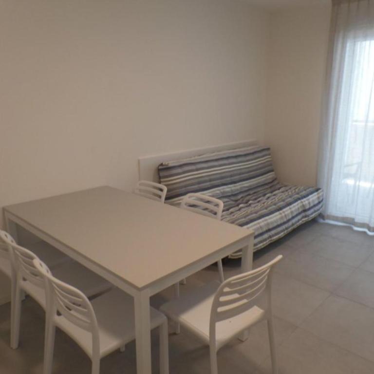 Village with shared pool, hot tub, shared garden - Appartamento - 12