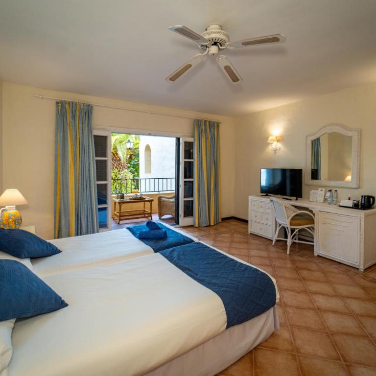 BlueBay Banús - Habitación Familiar - 6