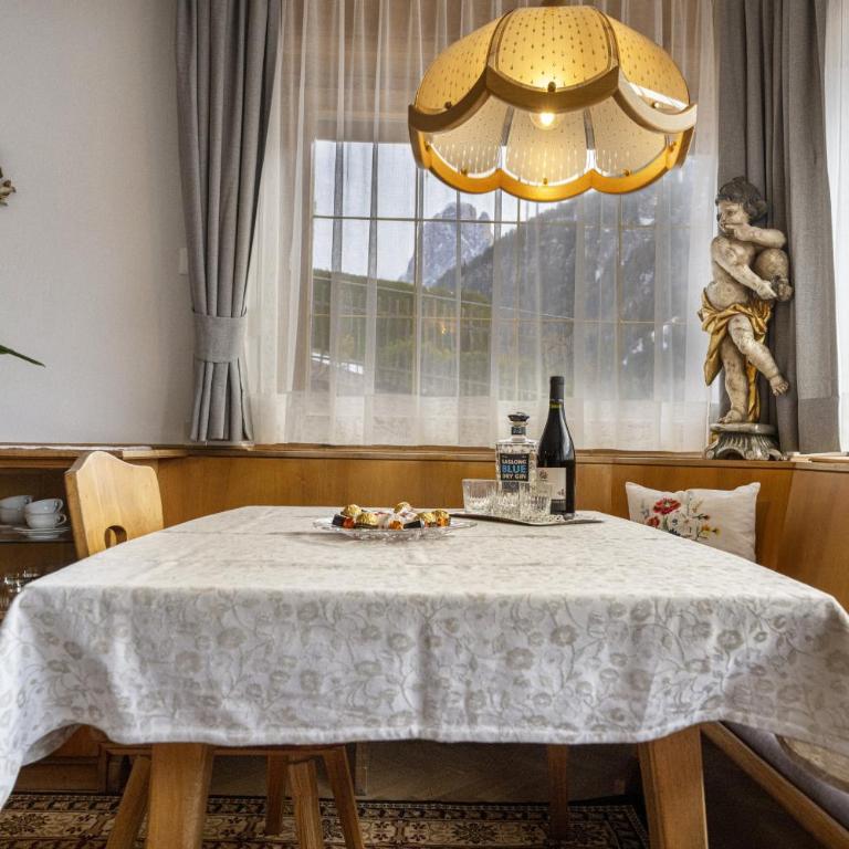 Apartment Raieta - Three-Bedroom Apartment - 7