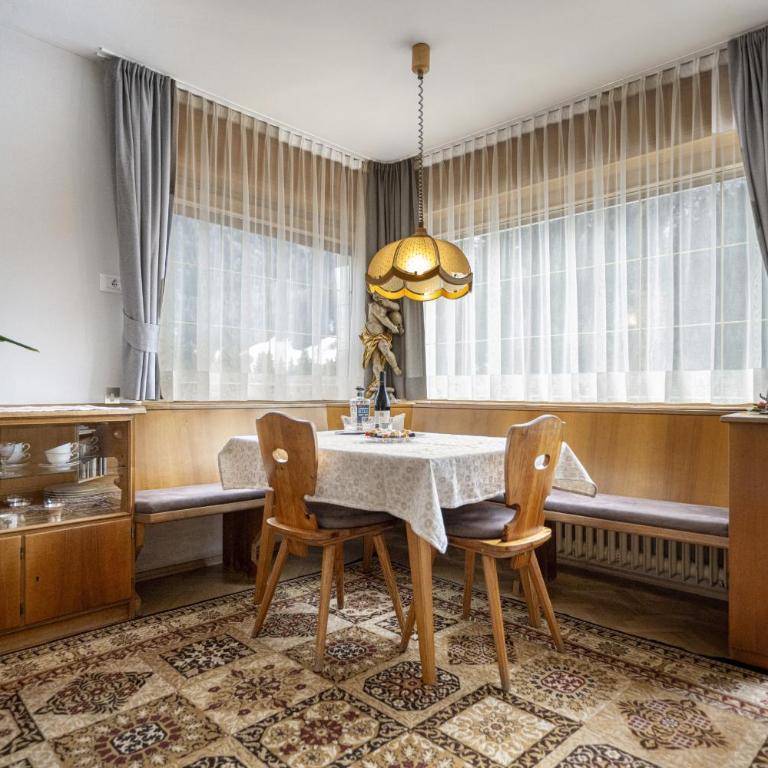 Apartment Raieta - Three-Bedroom Apartment - 24