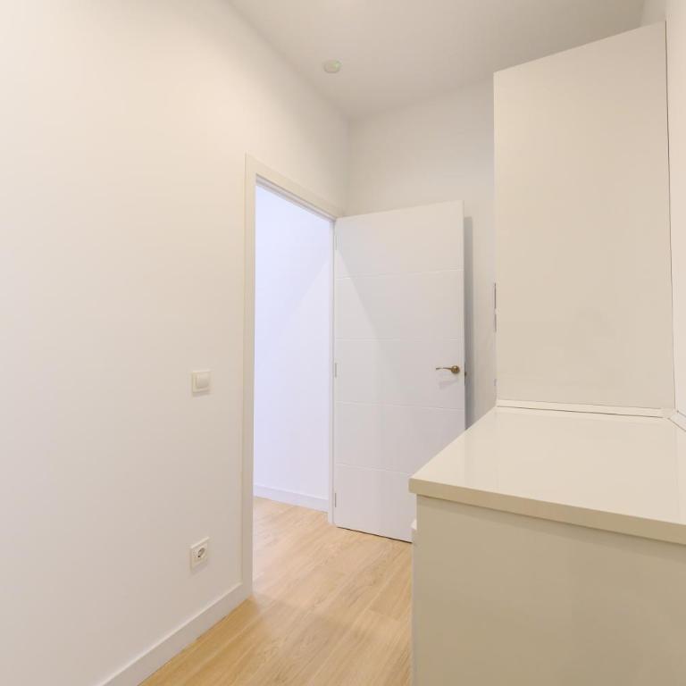 SDB1L4 - Piso de 1 dormitorio en Tetuán, Madrid - One-Bedroom Apartment - 28
