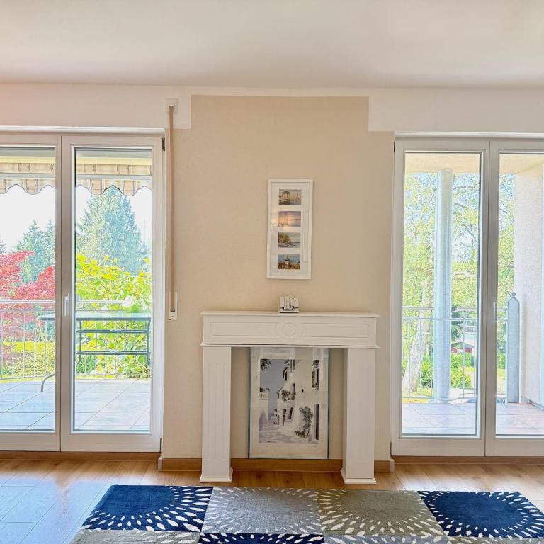 Ferienwohnung Weinberg-Idyll - Traumhafter Blick über Weinberge auf den Bodensee - Appartamento con Vista Lago - 12