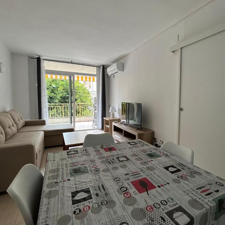 Staylio Salou Vendrell Apartment - Apartamento de 2 dormitorios con vistas a la piscina - 7