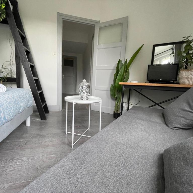 BnGo I Chic & Confort I 4 personnes, Proche Hôpital - One-Bedroom Apartment - 7