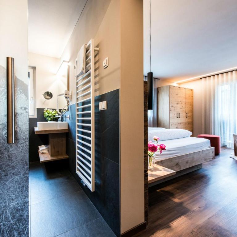 Hotel Pension Sonnegg - Doppelzimmer - 3