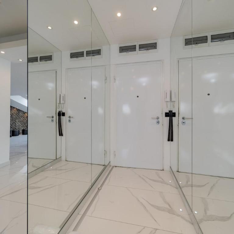 Exclusive Spa Belgrade Apartment with Jacuzzi and Sauna - Apartman sa 1 Spavaćom Sobom - 15