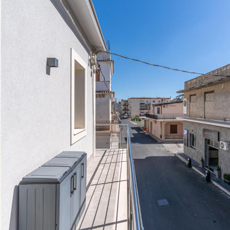 Eleganza Mediterranea Avola - Appartamento Deluxe con 2 Camere da Letto e Balcone - 19