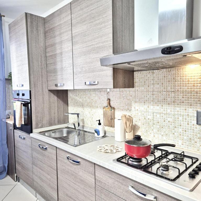 Casa R&R Relax,15' a piedi dal centro e 5' dalla fermata del Tram - Appartamento con 1 Camera da Letto - 5