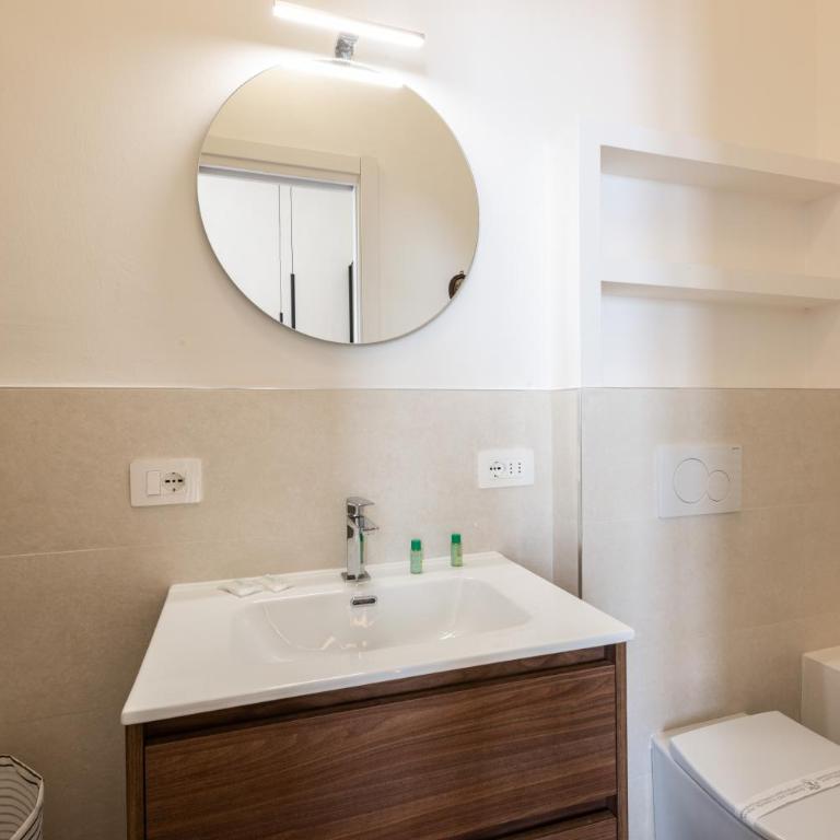 Castagno Garden - Appartamento con 2 Camere da Letto e Terrazza - 6