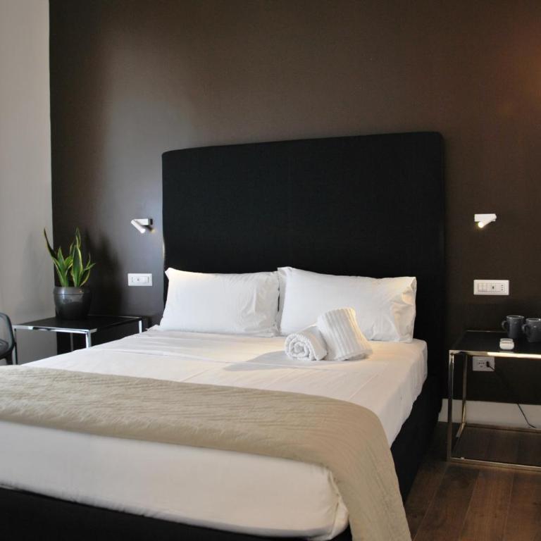 App Leoncino Design Apartment in Rome - Two-Bedroom Apartment - 1